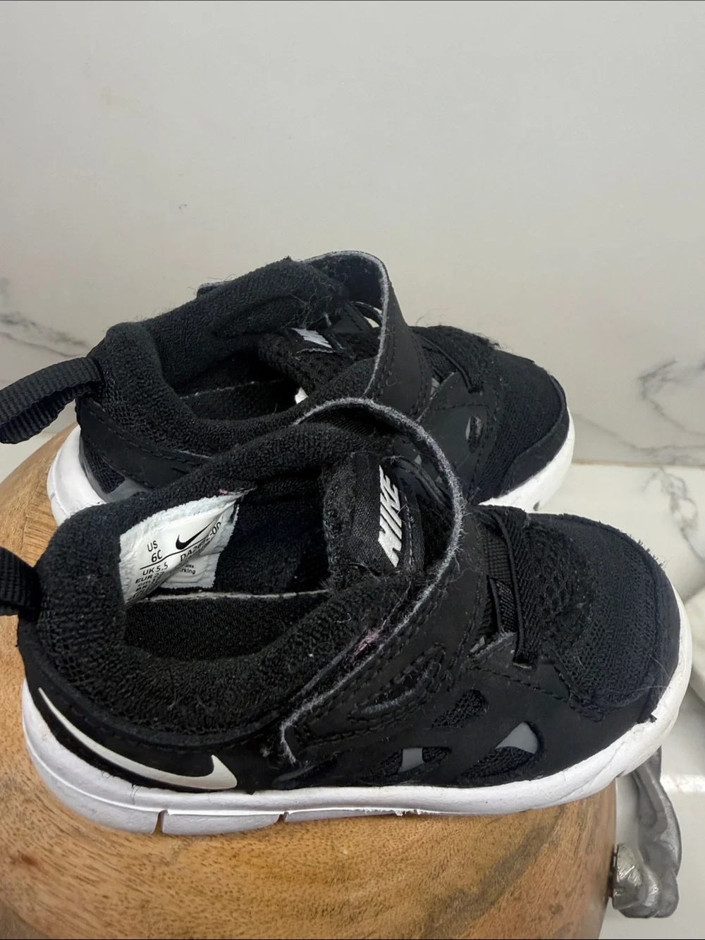 Nike Kids Black and White Hook-and-Loop Sneakers
